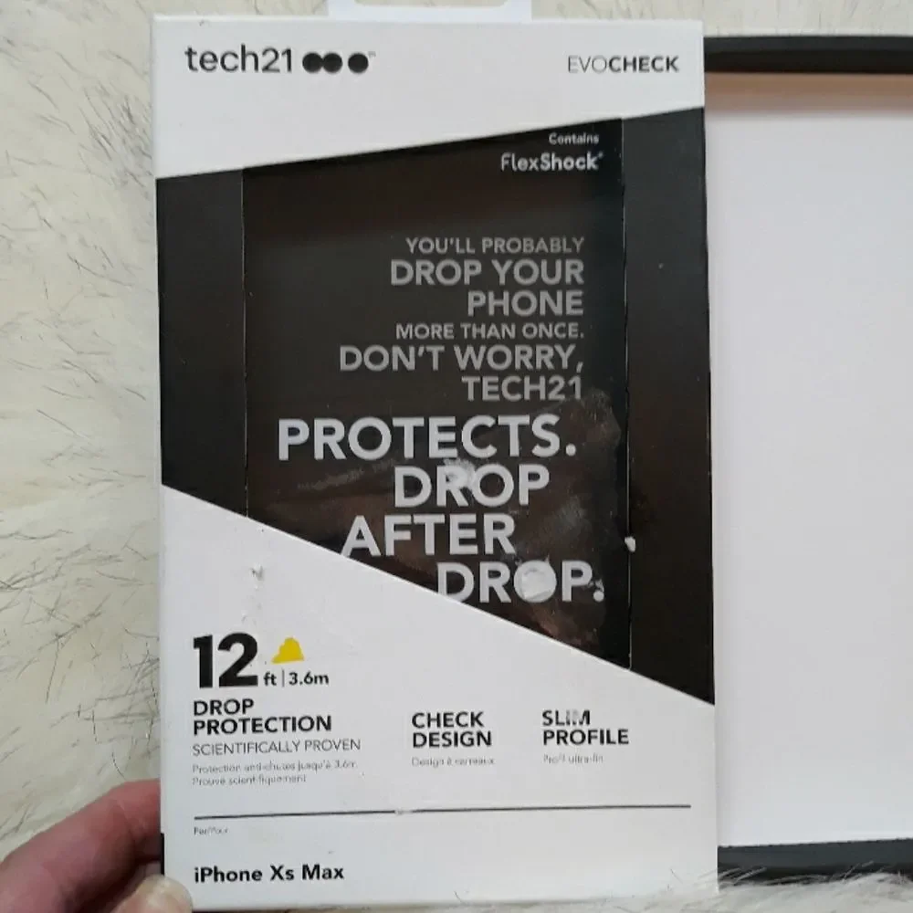 NWOT phone case for iPhone Xs Max with FlexShock